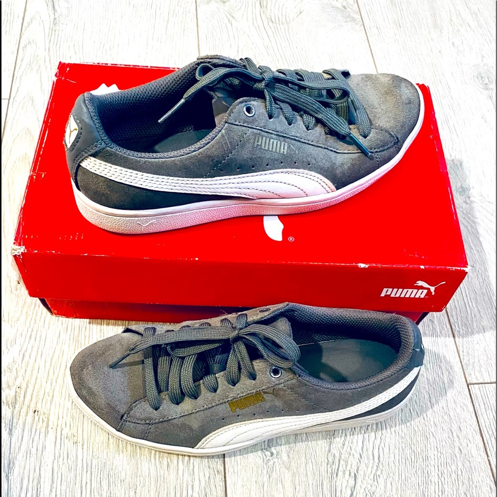 Puma Ladies Suede Sneakers